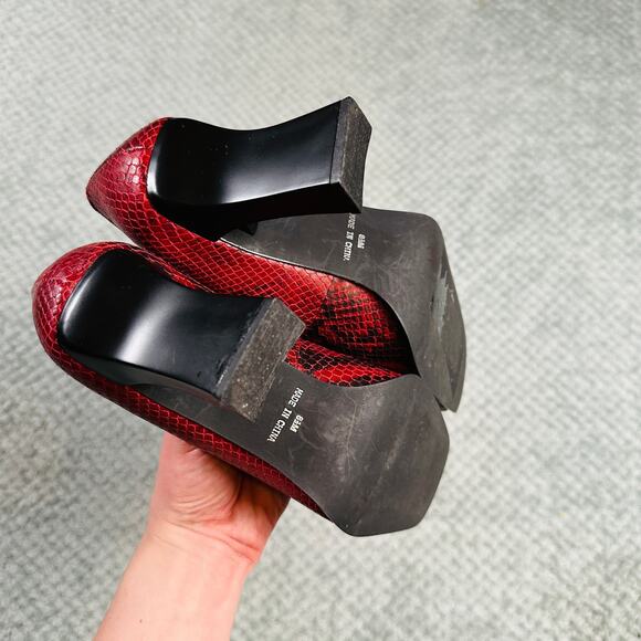 Vintage Y2K Red/Black Snakeskin Square Toe Heeled Pumps 90s Funky Retro 8.5 - Picture 5 of 6